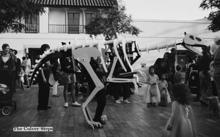 TobeOkocha_CC dinosaur art image